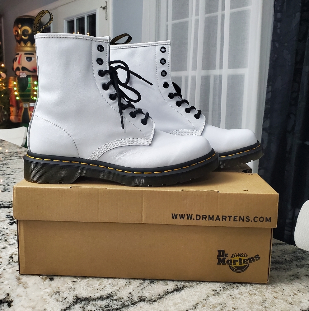 Like New White Docs - image 8